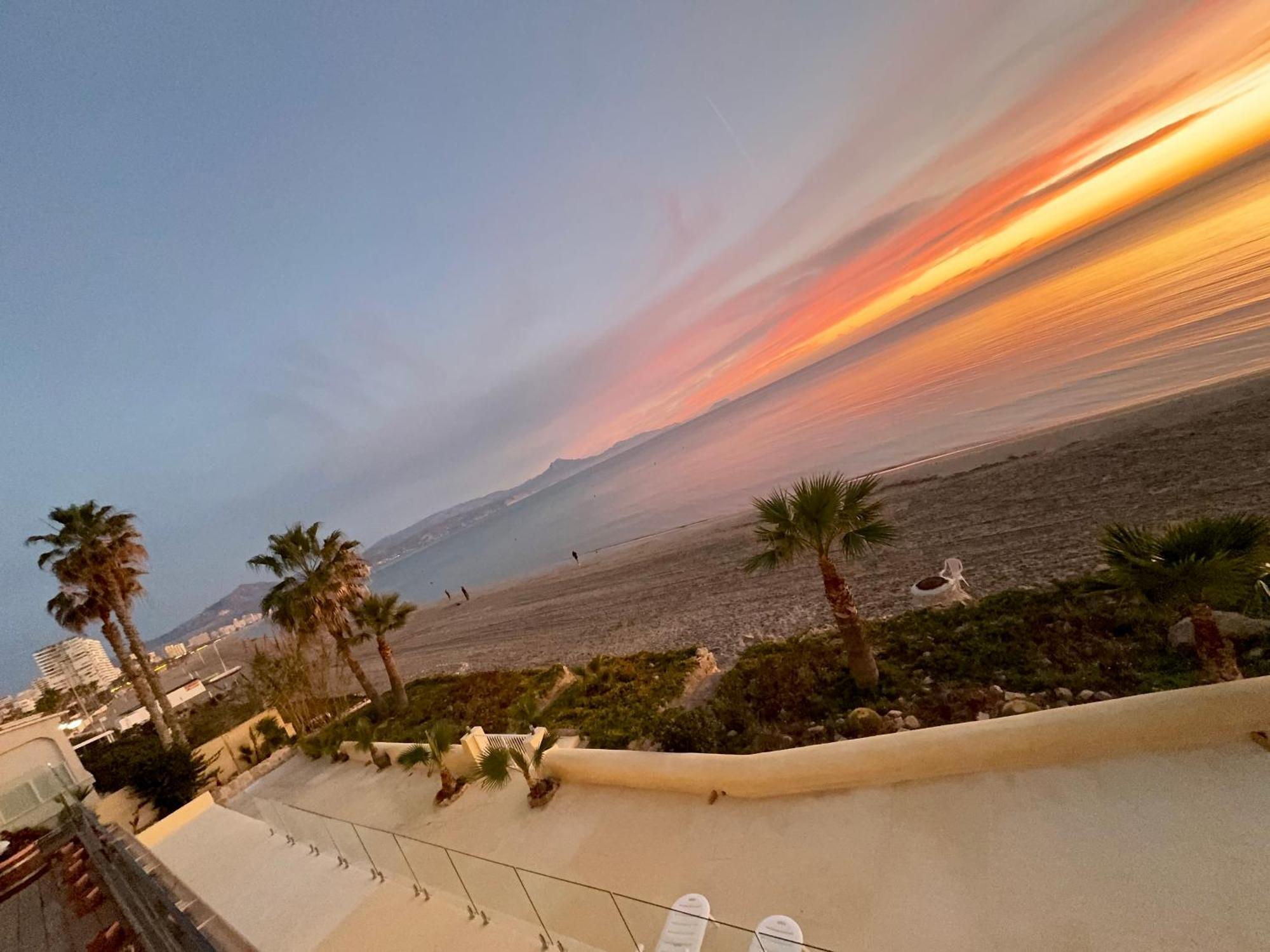 Excepcional Apartamento Amanecer Al Borde De Playa Y Mar, En Chalet Roquetes Alicante Exterior photo