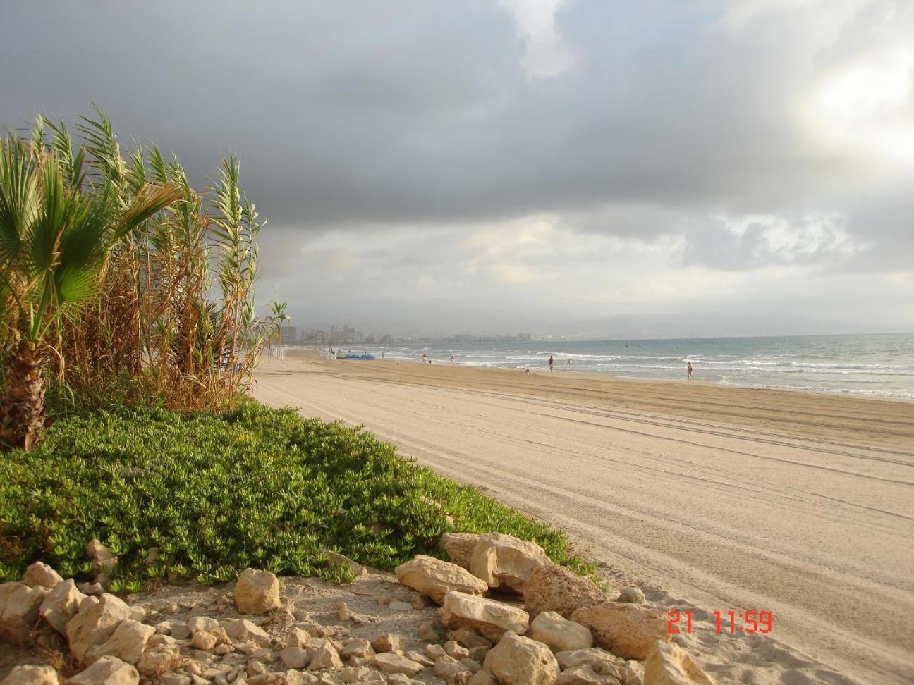Excepcional Apartamento Amanecer Al Borde De Playa Y Mar, En Chalet Roquetes Alicante Exterior photo